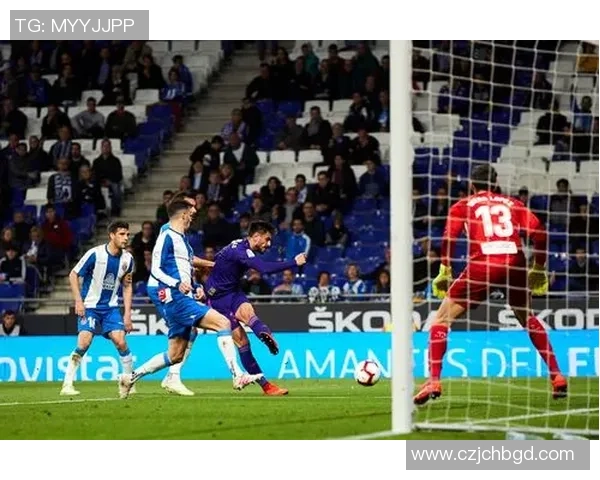 西班牙人对阵塞尔塔精彩集锦回顾与比赛亮点分析