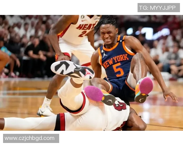 达拉飞马与太阳的激烈对决揭示了NBA季后赛的无限可能性与精彩瞬间