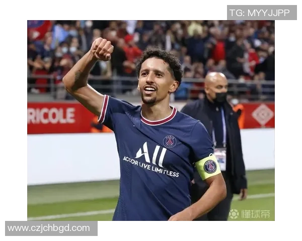 马尔基尼奥斯的职业生涯回顾与未来展望：从天才少年到足球巨星的蜕变之路