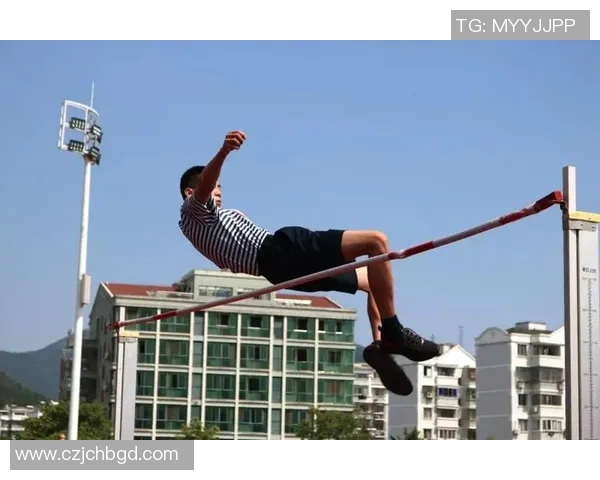 克劳斯与赵炎精彩对决视频回顾赛场上的激烈碰撞与精彩瞬间全记录 克劳斯与赵炎精彩对决视频回顾赛场上的激烈碰撞与精彩瞬间全记录