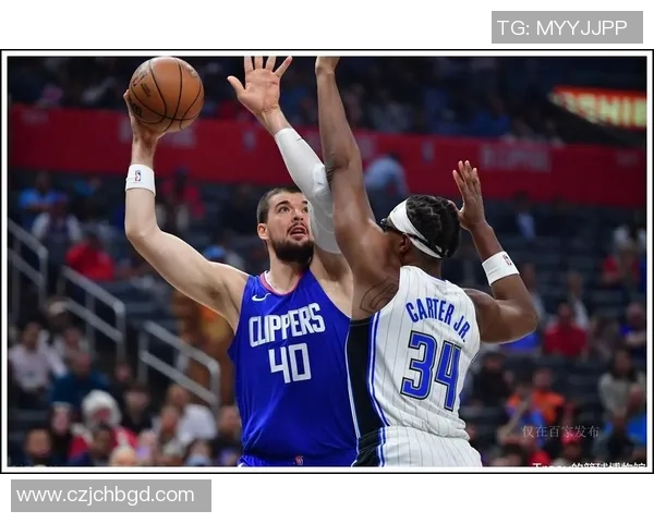 奥兰多与洛杉矶FC激战正酣谁将笑到最后争夺胜利荣耀