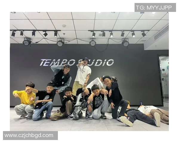 街舞梦想的追逐:上海街舞队奋斗历程的真实记录与感悟MBA 街舞梦想的追逐:上海街舞队奋斗历程的真实记录与感悟MBA