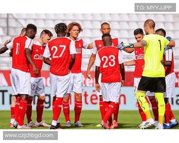 巴黎日耳曼主场迎战亚眠争夺法甲积分榜重要胜利 巴黎日耳曼主场迎战亚眠争夺法甲积分榜重要胜利