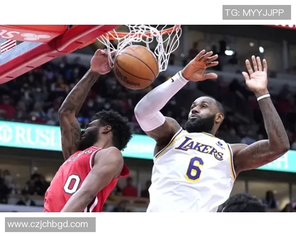 快船与火箭激战正酣文字直播全程回顾精彩瞬间与关键时刻分析